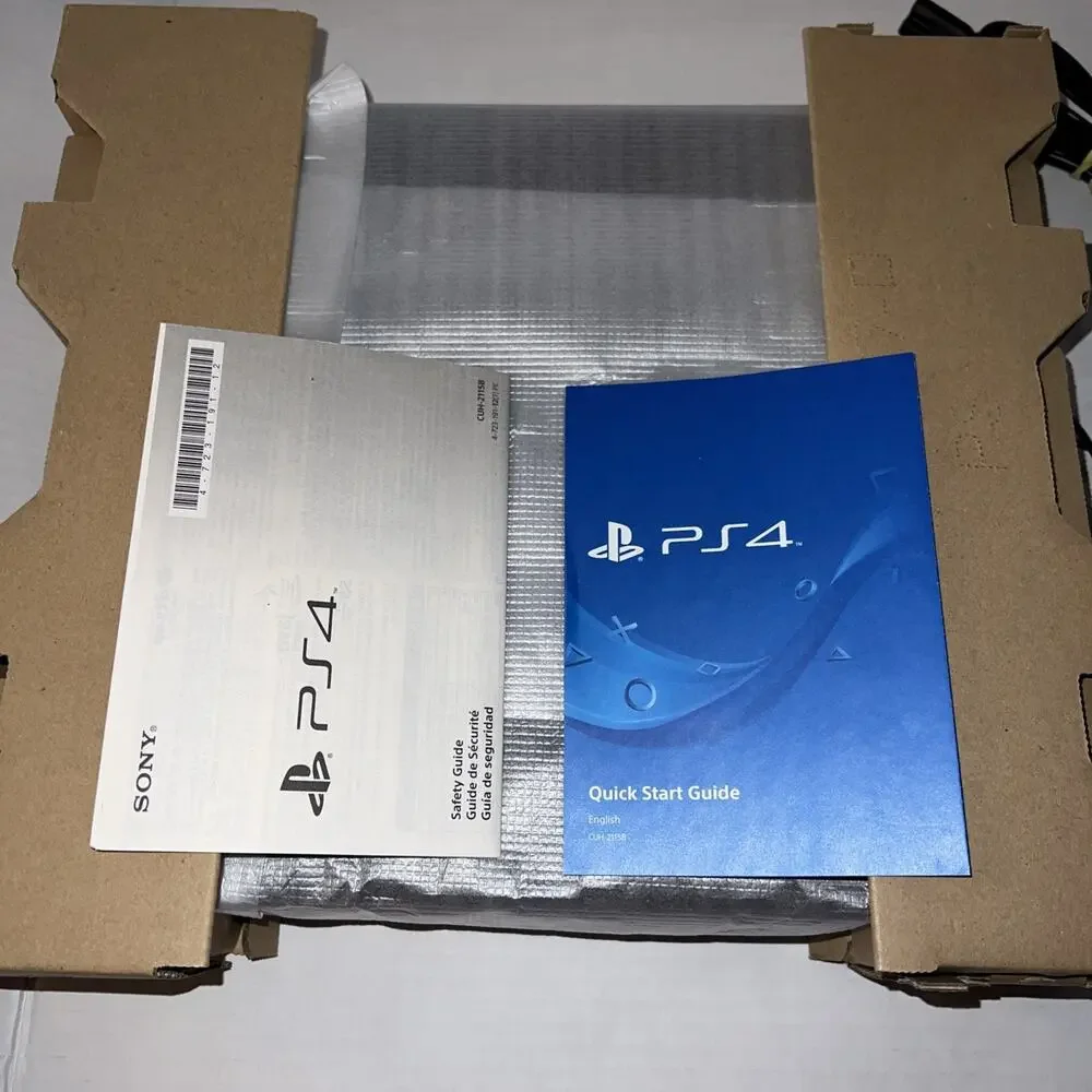 Sony PlayStation 4 Slim 1TB Black PS4 Console CUH-2215B -CLEAN WORKS TESTED-CIB